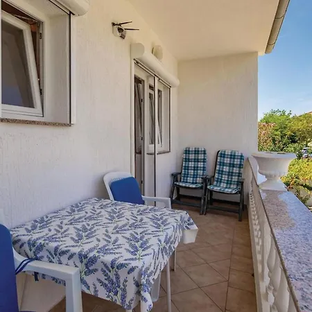 Apartment Tina- Balkonen Mit Pool,parking,garten,grill,terrassen *